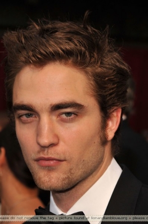 Robert Pattinson aux Oscars (02/09)